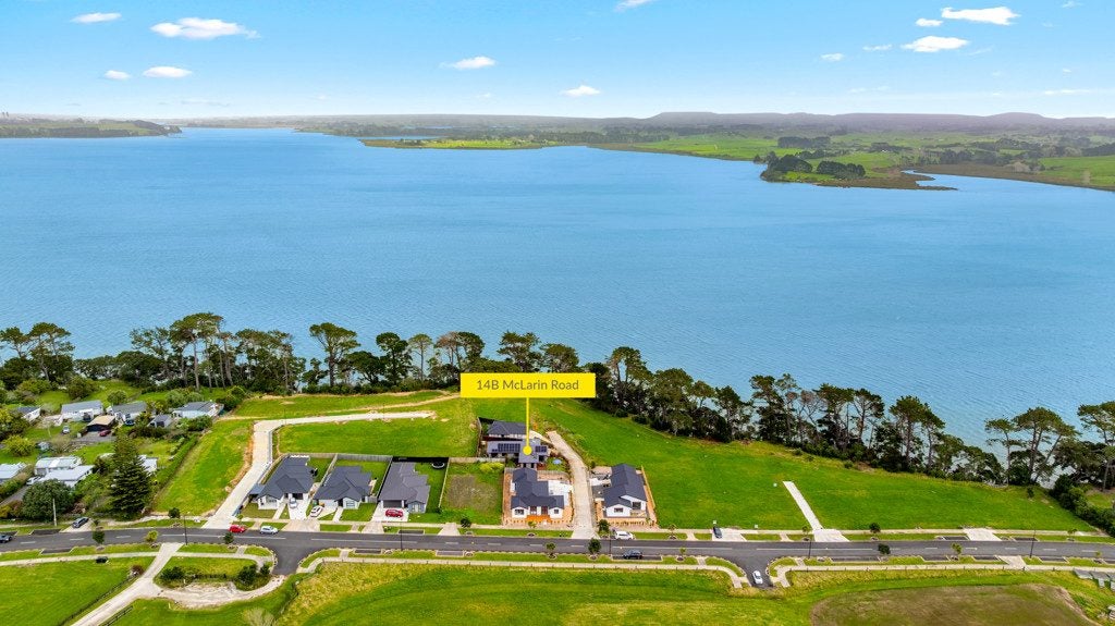 14B Mclarin Road, Waiuku - Carousel 1