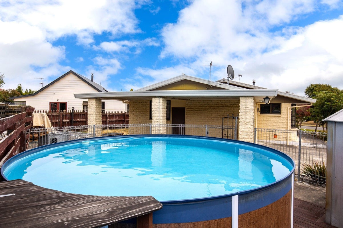 19 Hillcrest Avenue, Witherlea, Blenheim - Carousel 2