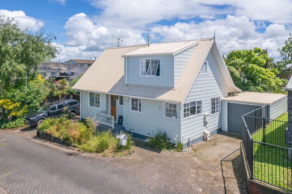 5/173 Nixon Street, Hamilton East, Hamilton - Carousel 1