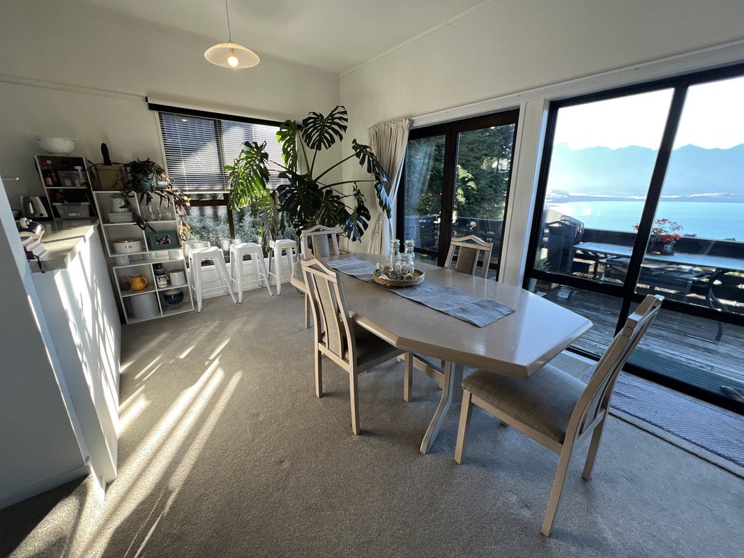 37B Greenstone Place, Fernhill, Queenstown - Carousel 2