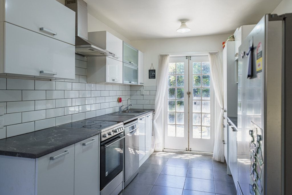 5 Maxwell Place, Maraenui, Napier - Carousel 1