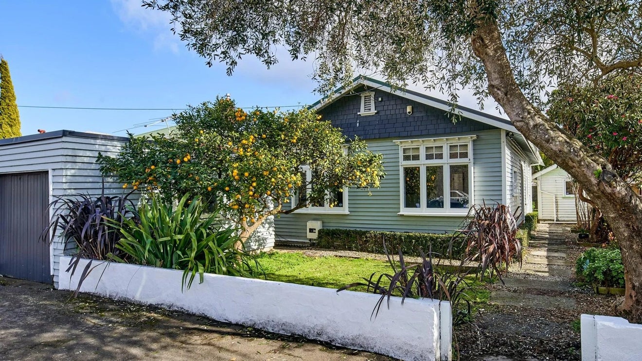 159 Cuba Street, Petone, Lower Hutt - Carousel 15