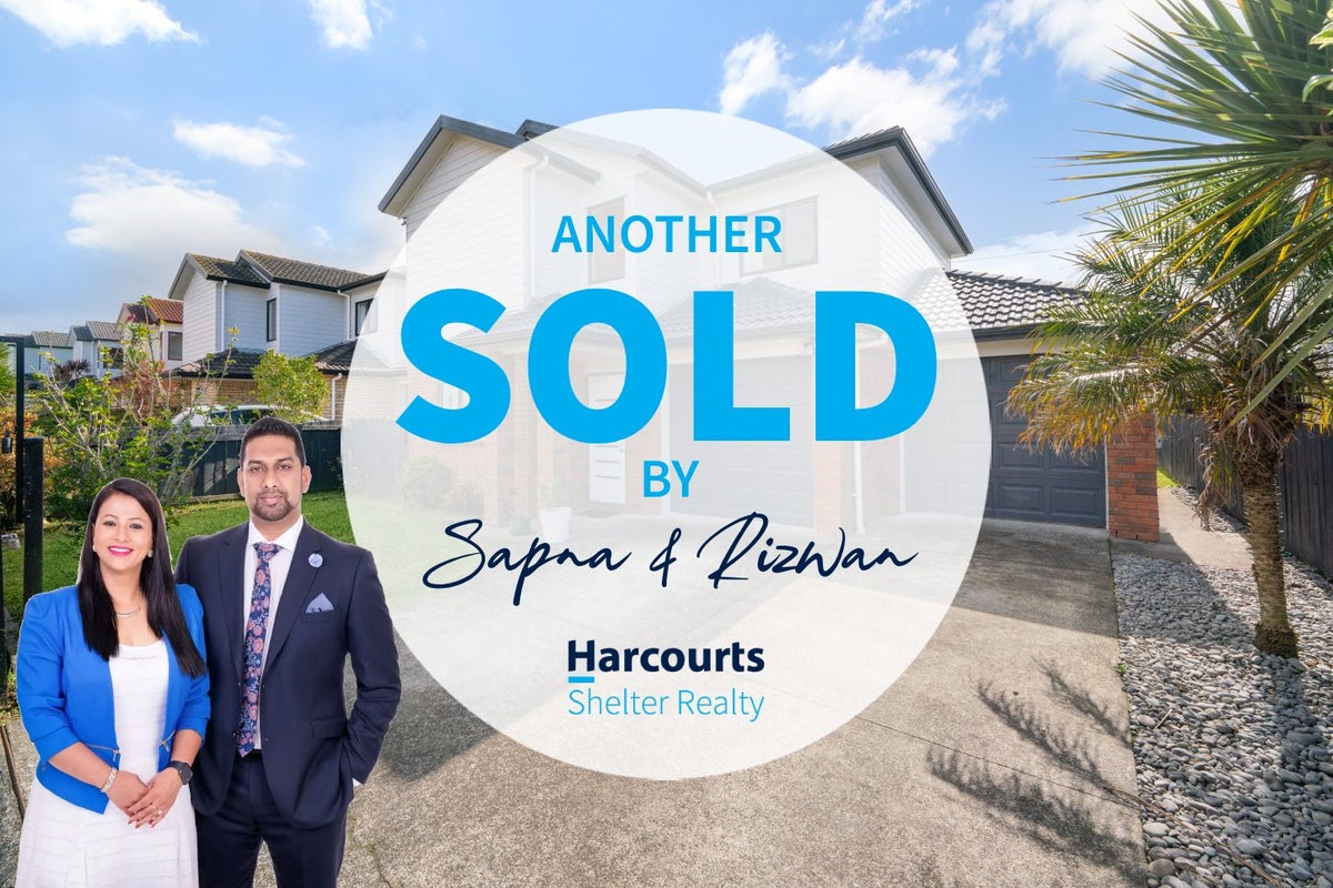 22B Charlenne Close, Ranui, Auckland - Carousel 1