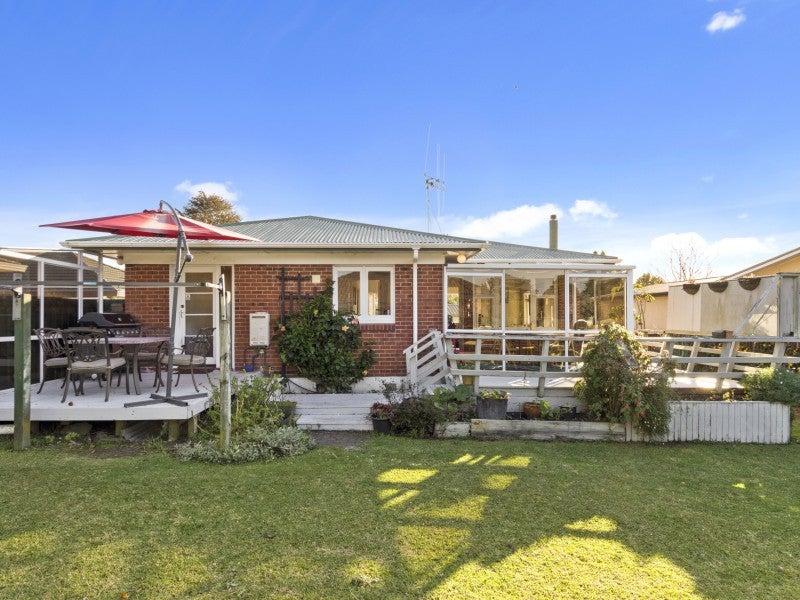 44 Moehau Street, Te Puke, Te Puke - Carousel 1