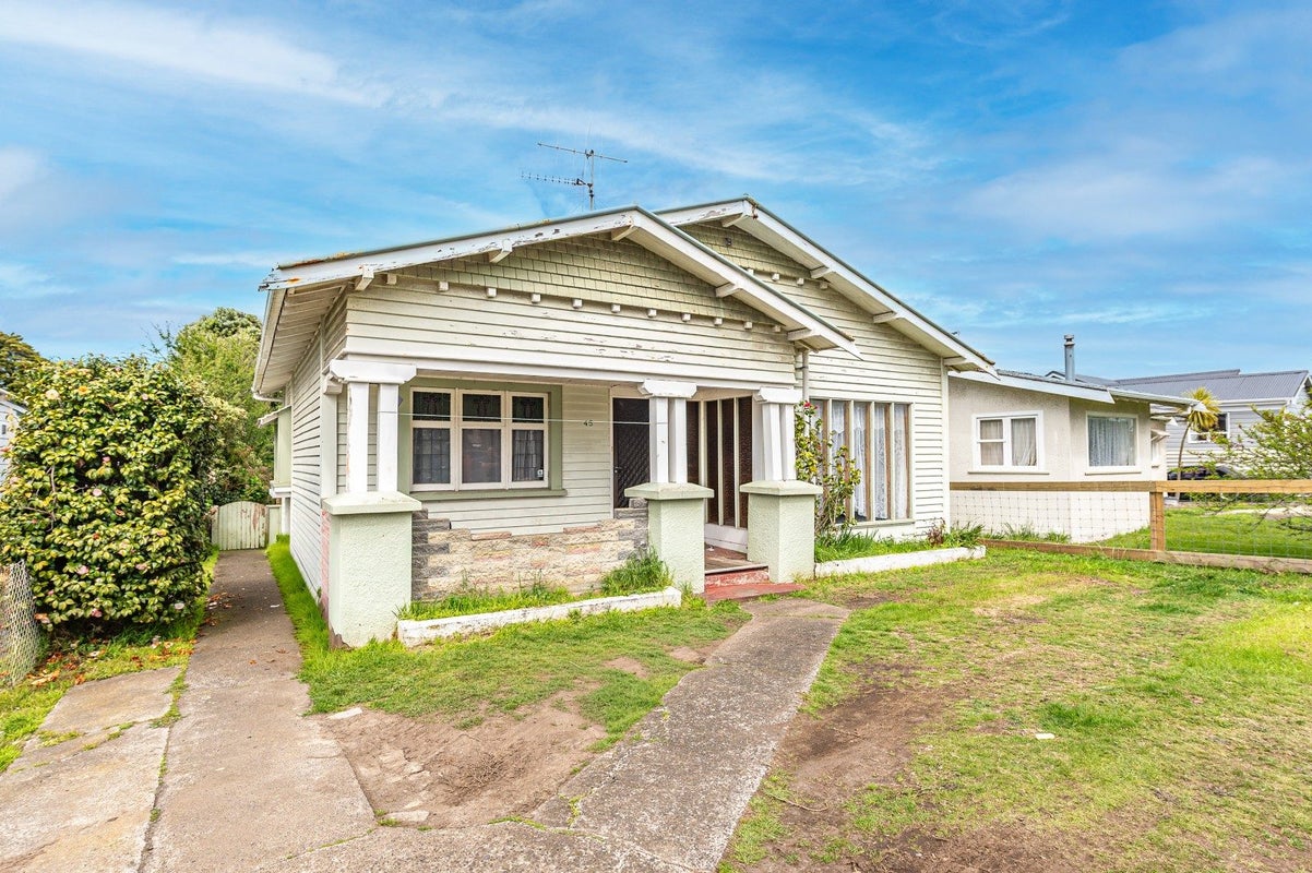 45 Alma Road, Gonville, Whanganui - Carousel 1