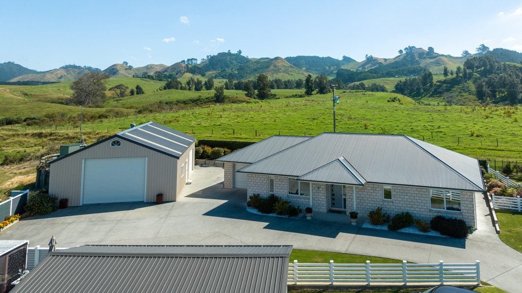 55 Ocean Breeze Drive, Waihi Beach, Waihi Beach - Carousel 2