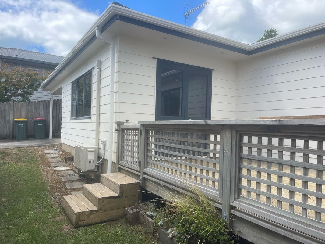 55A Lavery Place, Sunnynook, Auckland - Carousel 2