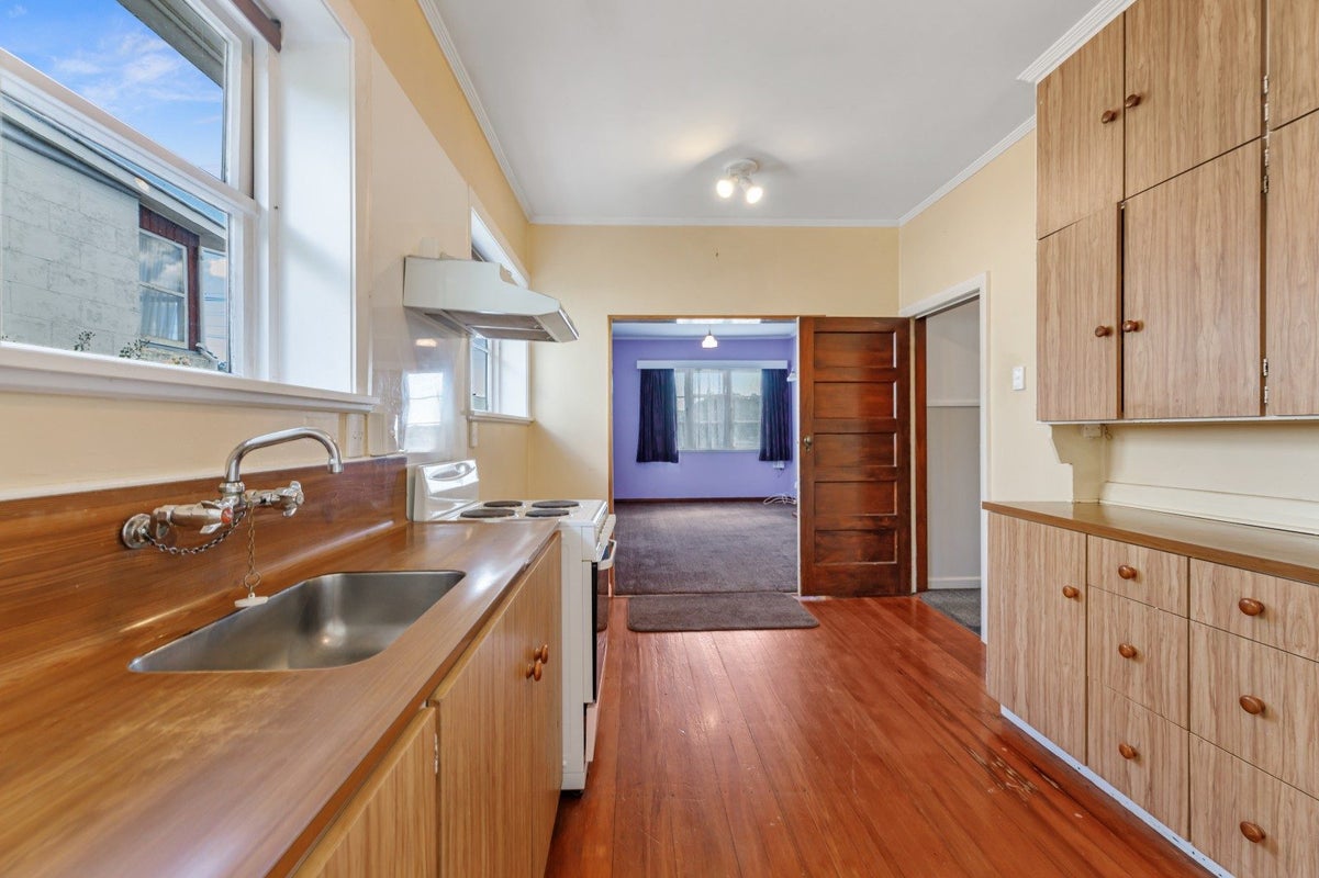 35 Frome Street, Oamaru North, Oamaru - Carousel 2