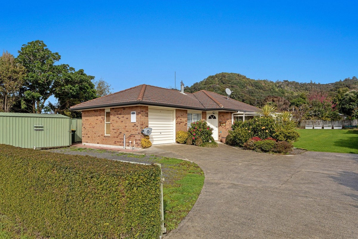 25 Wilson Street, Matata, Whakatane - Carousel 21