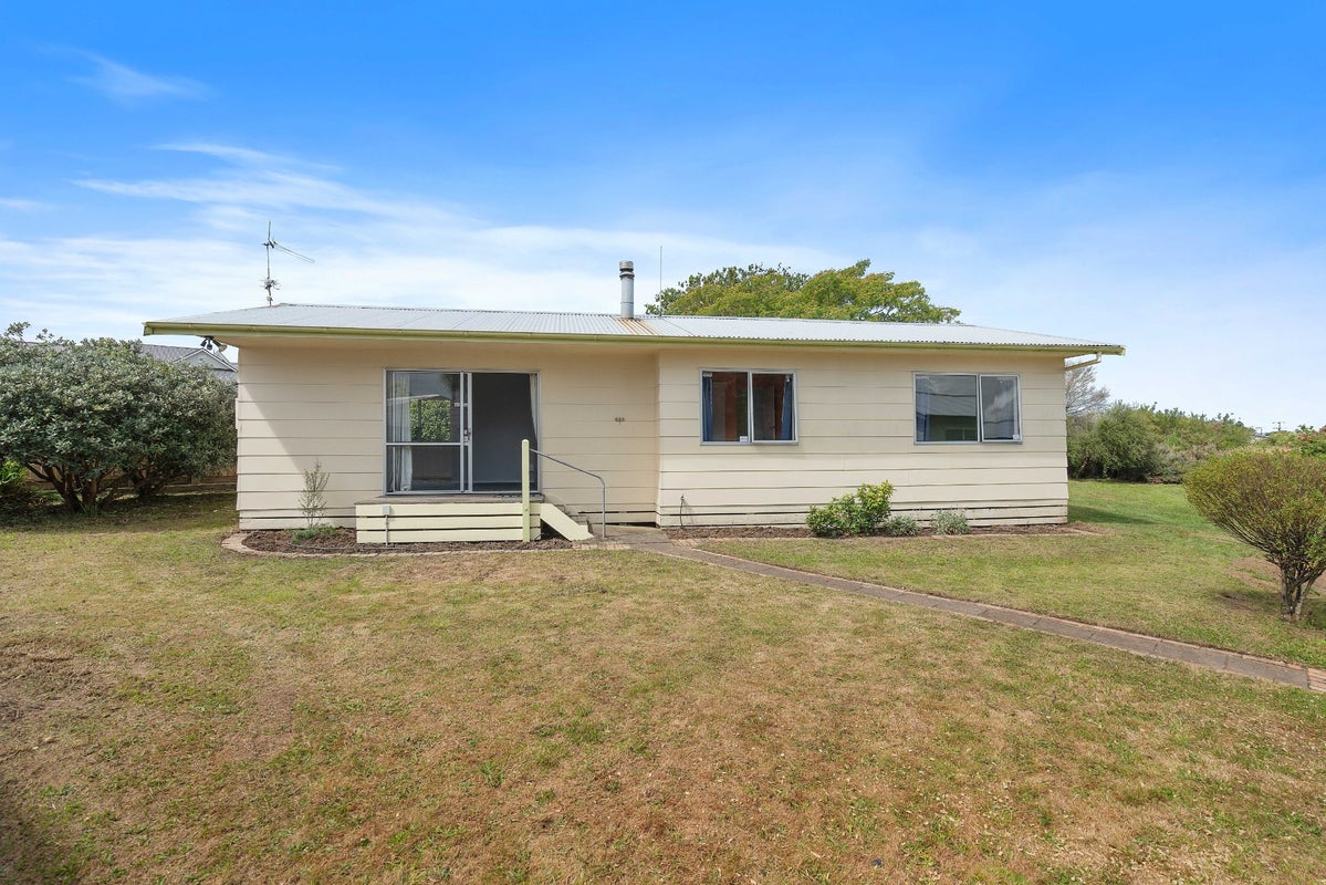 60A Montgomery Crescent, Lansdowne, Masterton - Carousel 1
