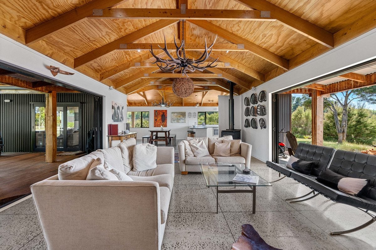 575 Blue Rock Road, Ruakokoputuna, Martinborough - Carousel 2
