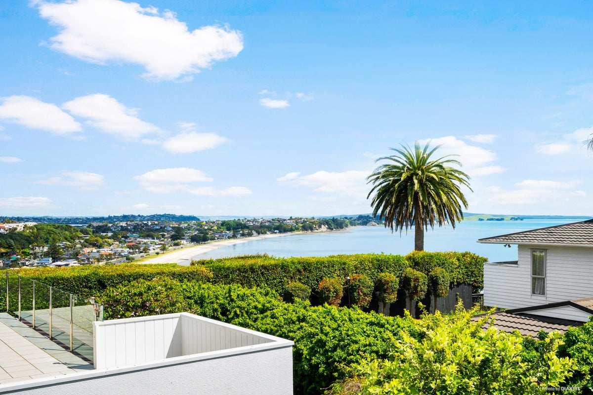271 Bleakhouse Road, Mellons Bay, Auckland - Carousel 2