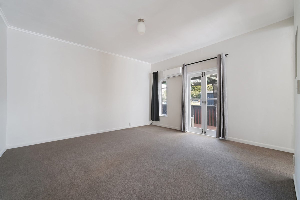 345 Main Road, Huapai, Kumeu - Carousel 2