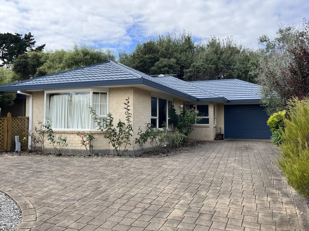 74 Weggery Drive, Waikanae Beach, Waikanae - Carousel 1
