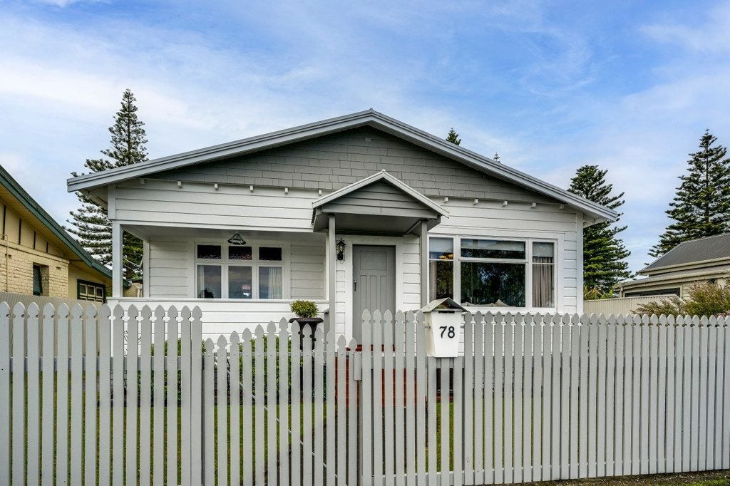 78 Te Awa Avenue, Te Awa, Napier - Carousel 1