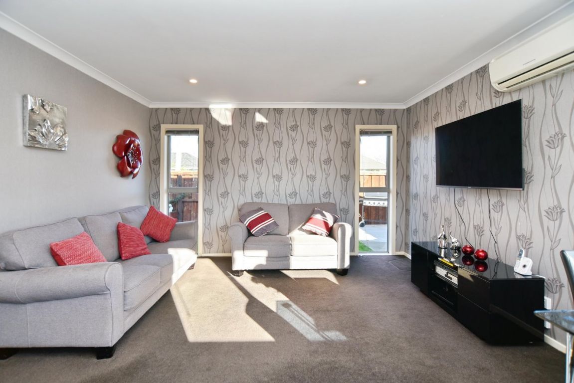 1/8 Tuckers Road, Redwood, Christchurch - Carousel 2