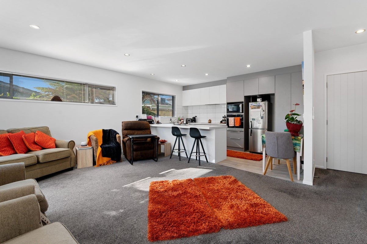 15B Phillip Street, Victoria, Rotorua - Carousel 1
