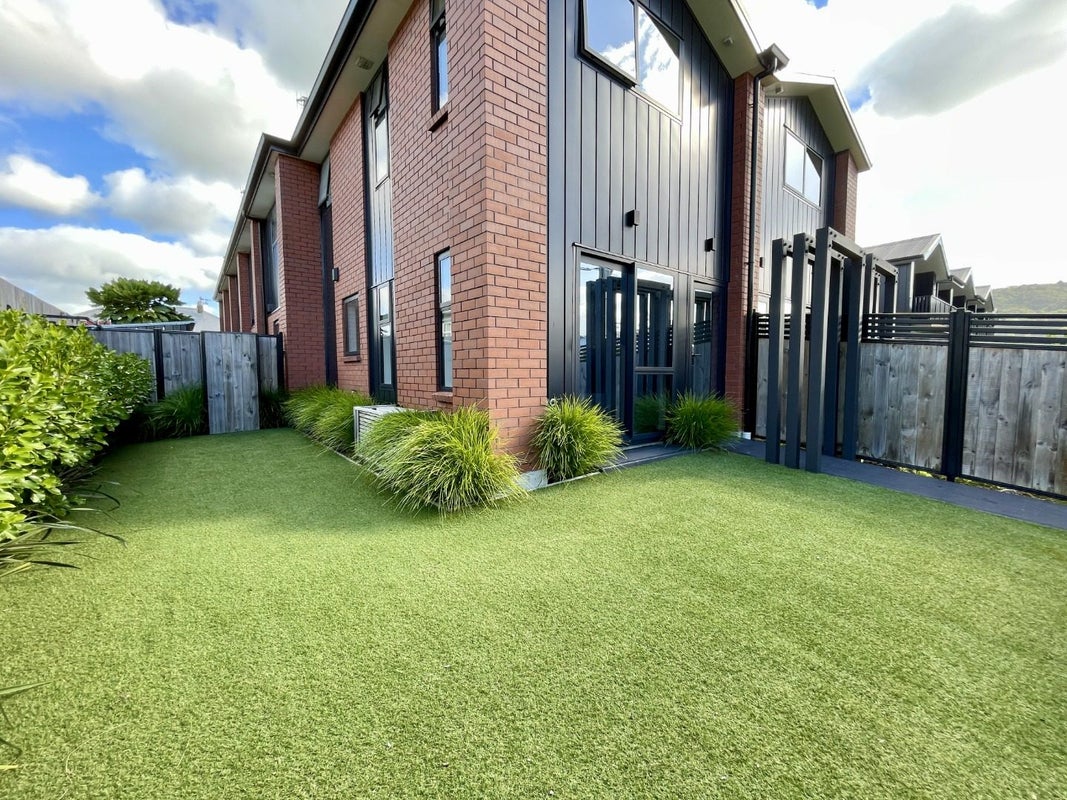1/5 Macky Street, Taita, Lower Hutt - Carousel 12