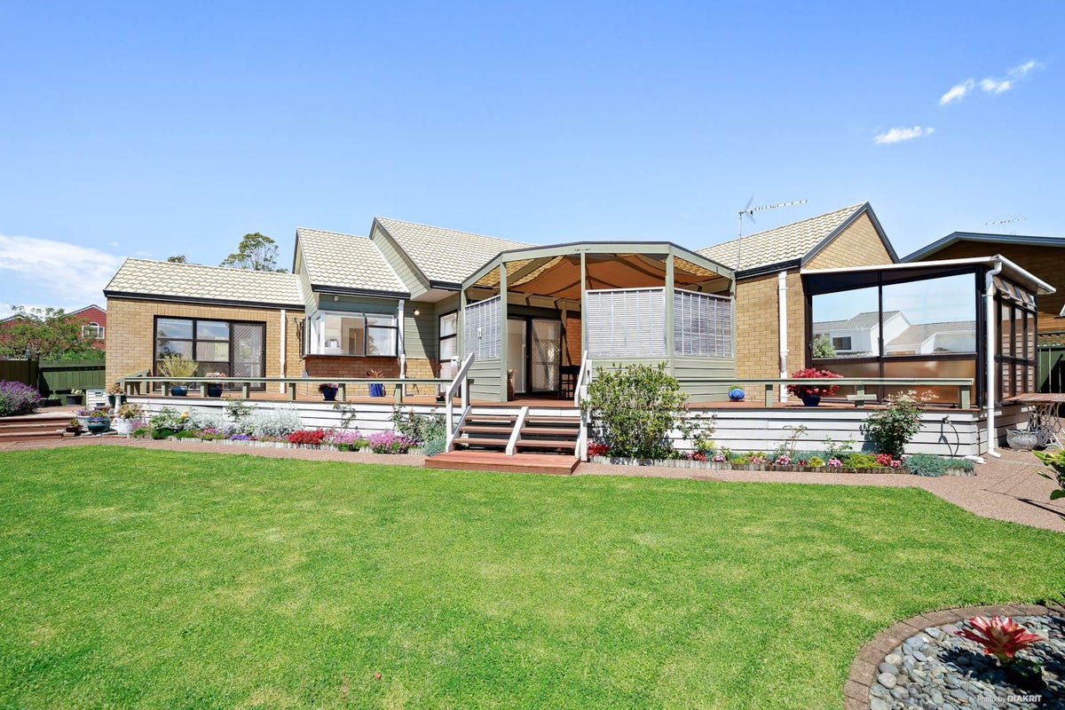 4 Kingshaven Close, Mount Roskill, Auckland - Carousel 2