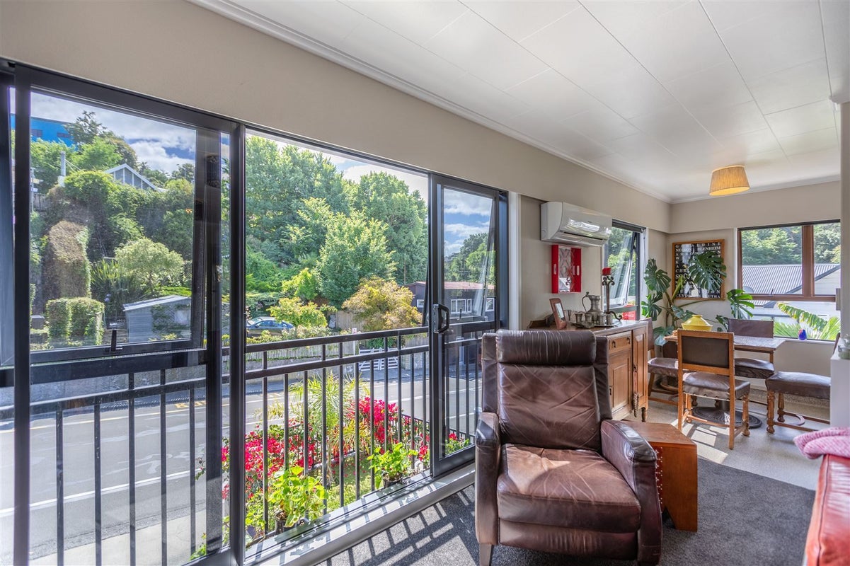 1/77 Shakespeare Road, BLUFF HILL, NAPIER - Carousel 1