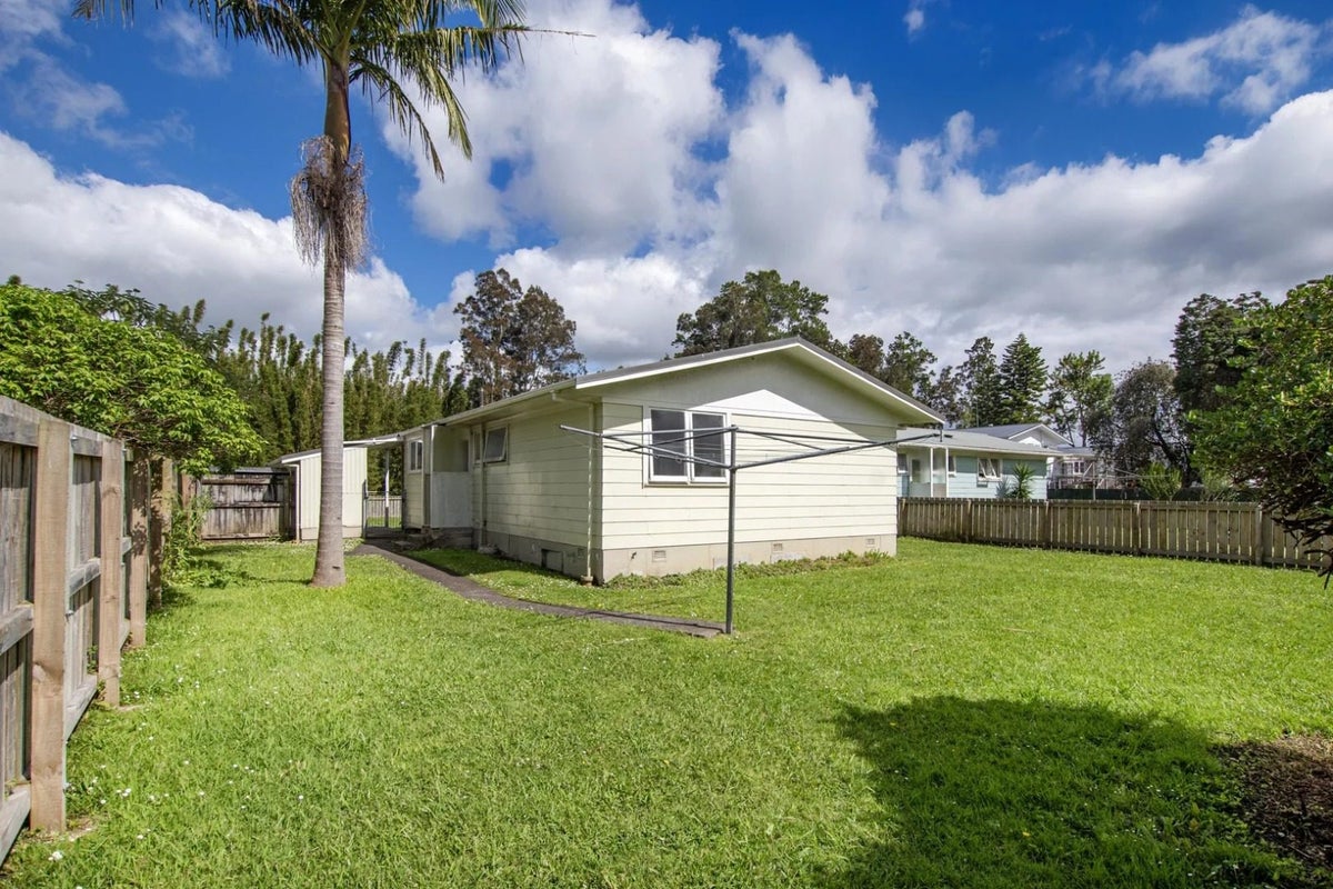 17 Hodgson Street, Onerahi, Whangarei - Carousel 2