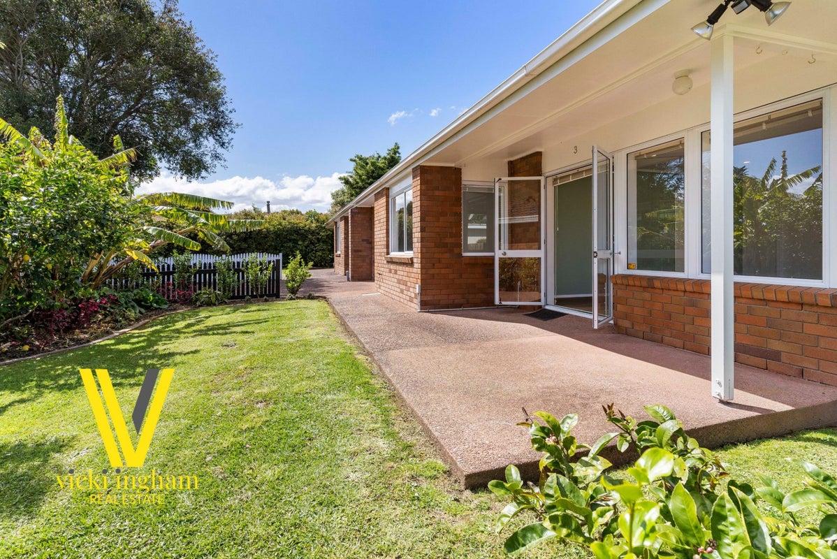 3/28A Godley Rd, Green Bay, Waitakere - Carousel 1