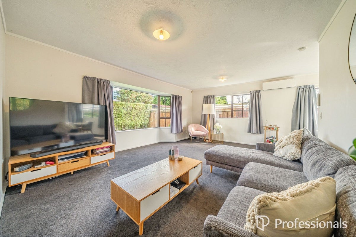 2/30 Godley Street, Waiwhetu, Lower Hutt - Carousel 2