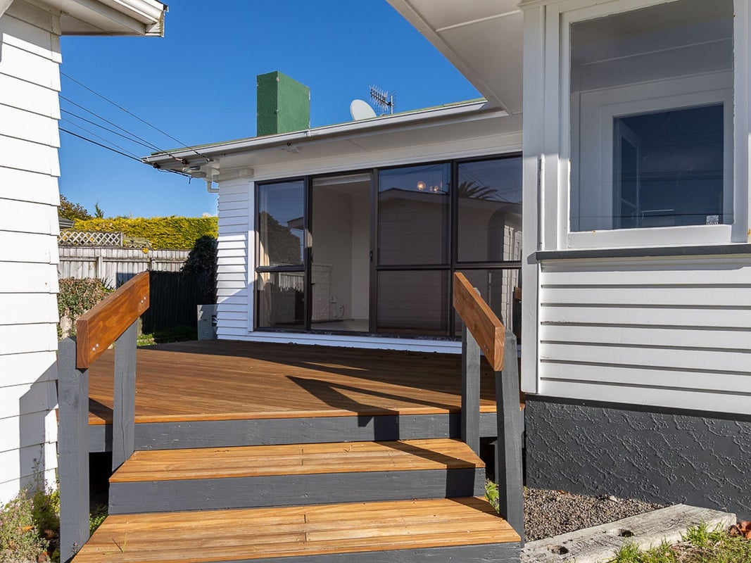 42 Donovan Road, Paraparaumu Beach, Paraparaumu - Carousel 2