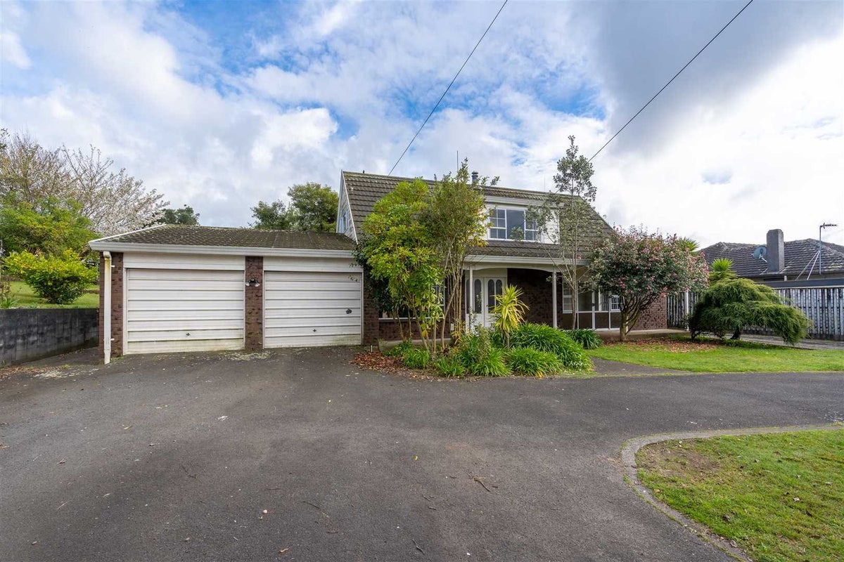 106 Tuhikaramea Road, Dinsdale, Hamilton - Carousel 1
