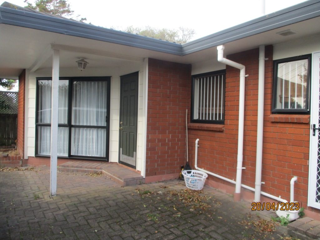 1/20 Rockfield Road, Penrose, Auckland - Carousel 1