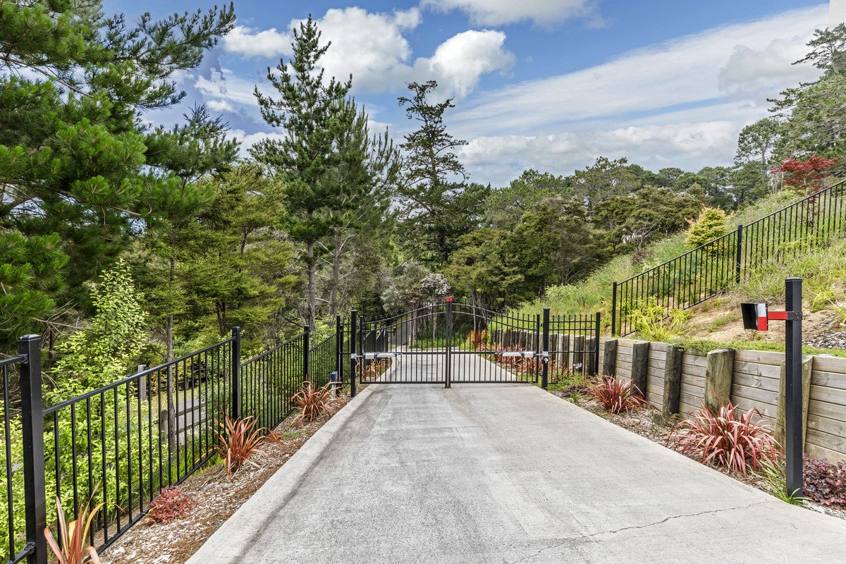 43 John Brian Drive, Albany - Carousel 10