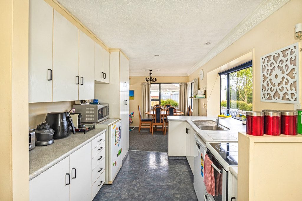 433 Hilderthorpe-Pukeuri Road, Pukeuri, Oamaru - Carousel 2