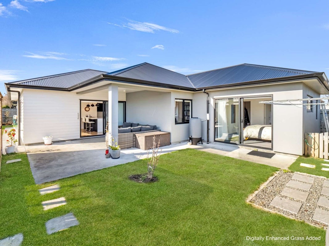 6 Simon Street, Tawhero, Whanganui - Carousel 2