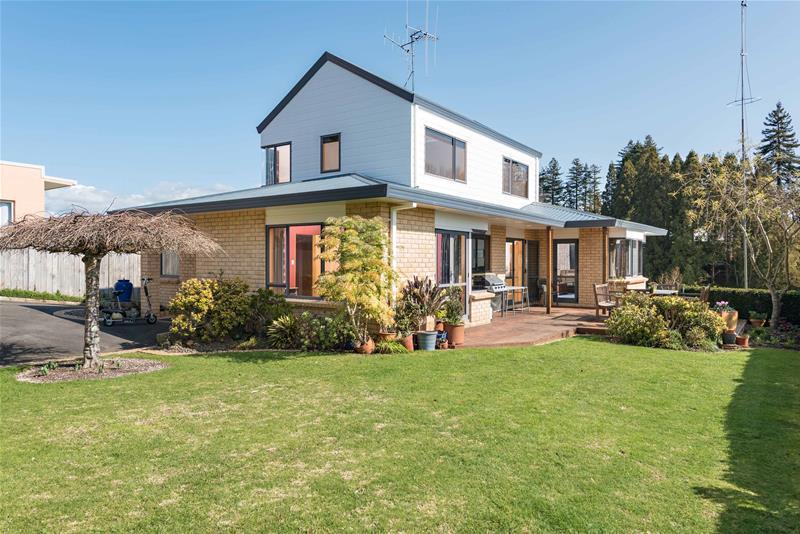 89 Little John Drive, Bellevue, Tauranga - Carousel 2