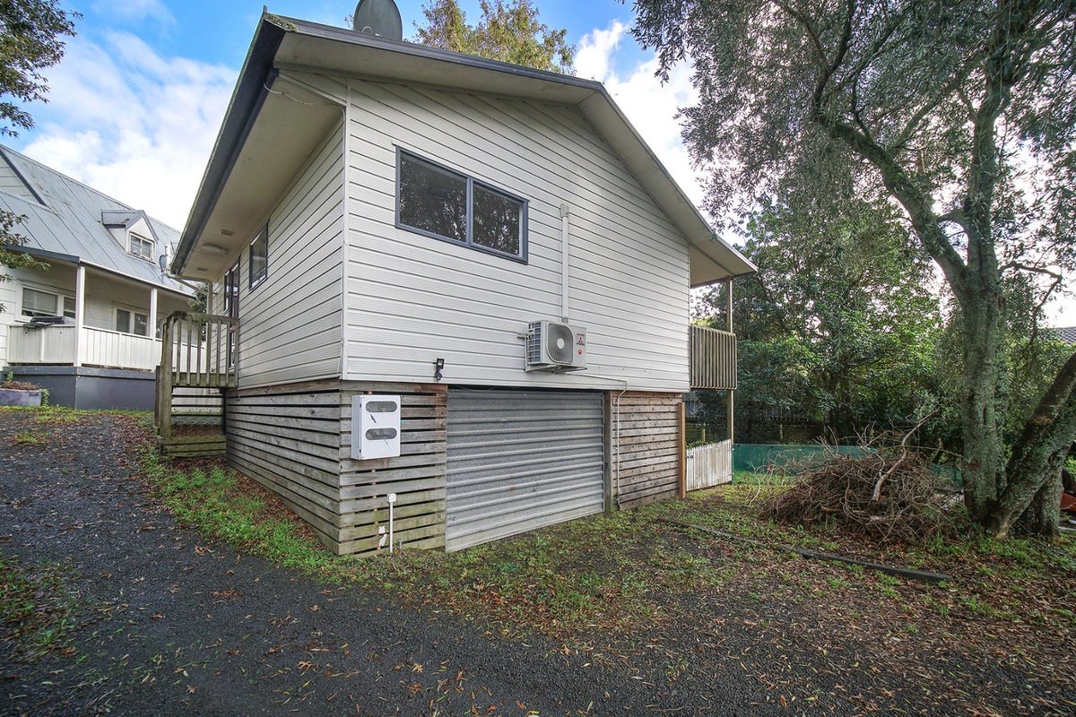 18 Pinotage Place, Huapai, Kumeu - Carousel 8
