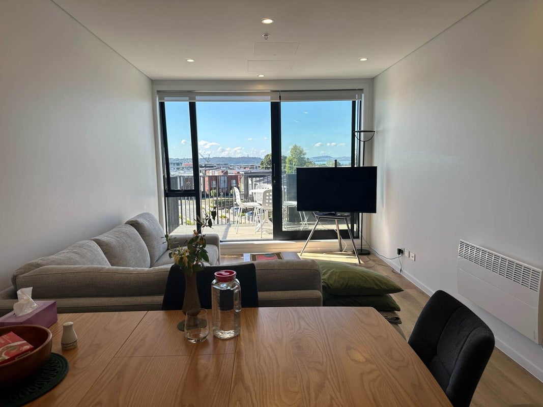 201/2 Rauroa Lane, Hobsonville, Auckland - Carousel 2