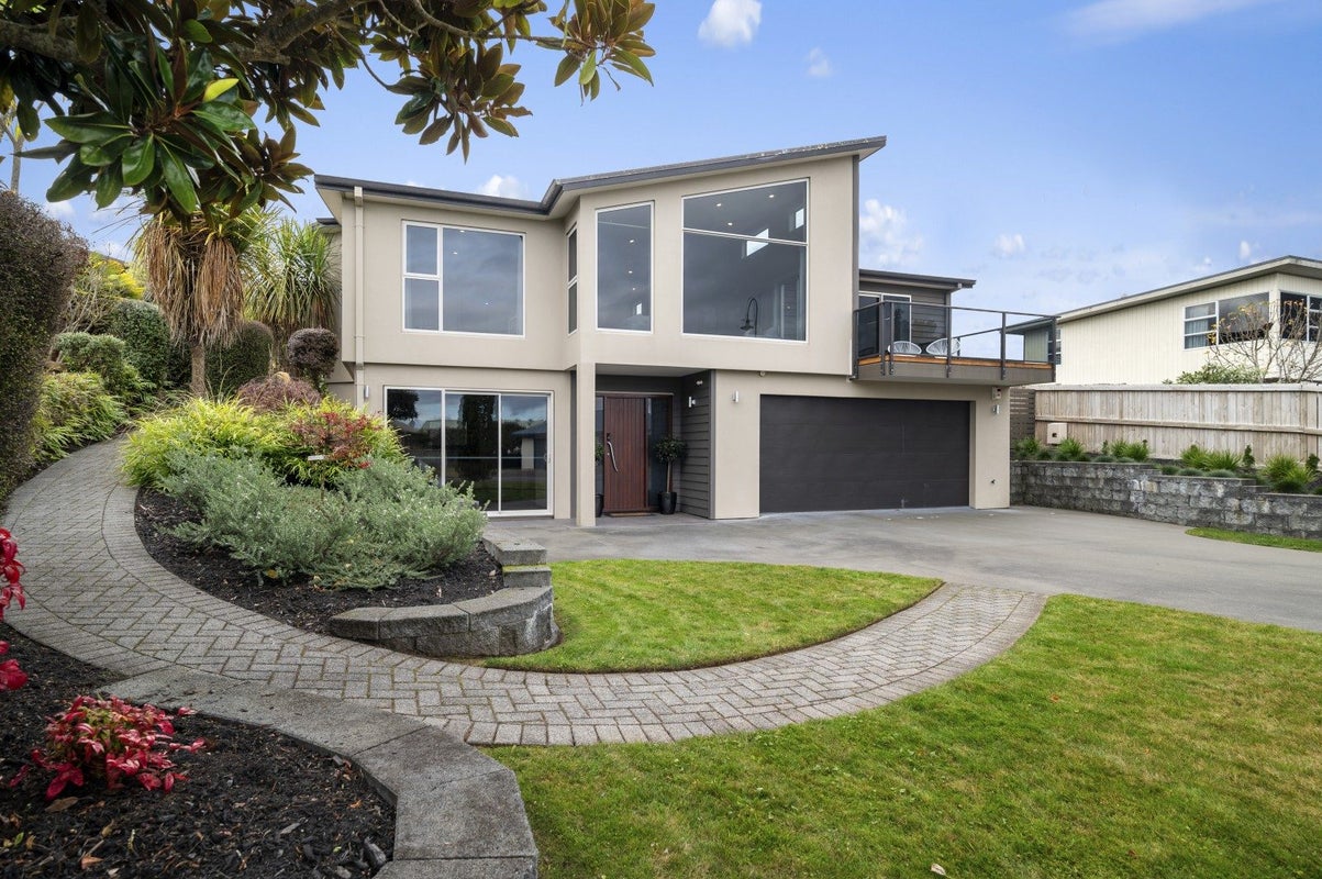 28 Vaucluse Drive, Nukuhau, Taupo - Carousel 1