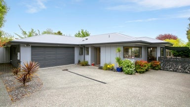 9 Sunset Street, Hilltop, Taupo - Carousel 1