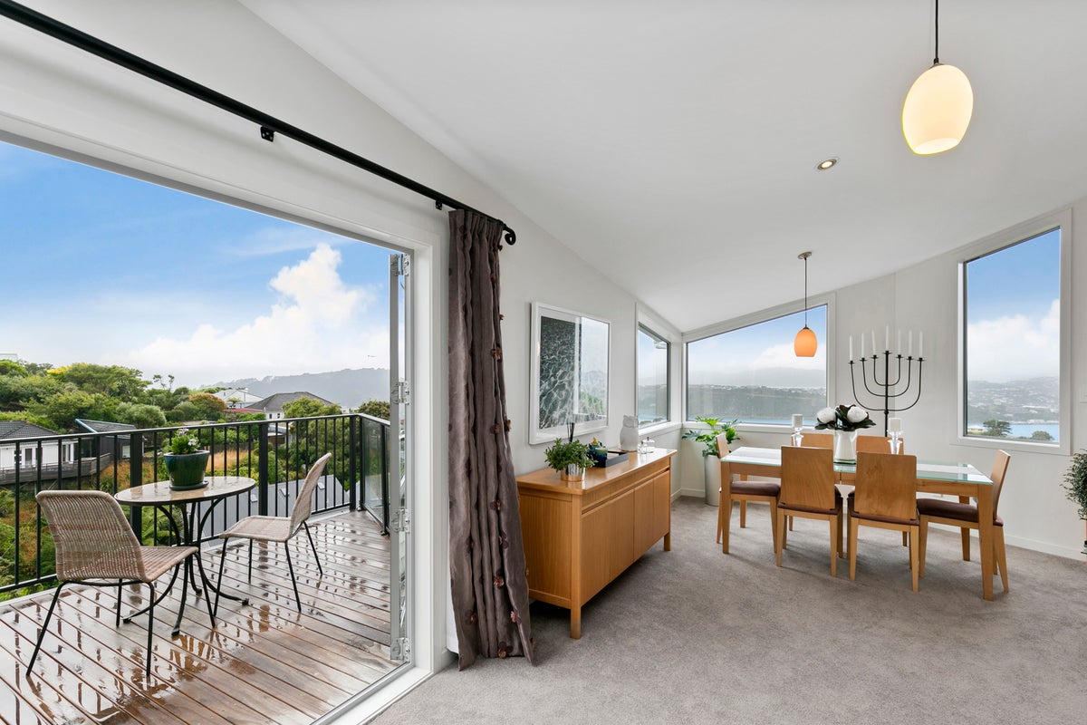 74 Marewa Road, Hataitai, Wellington - Carousel 2