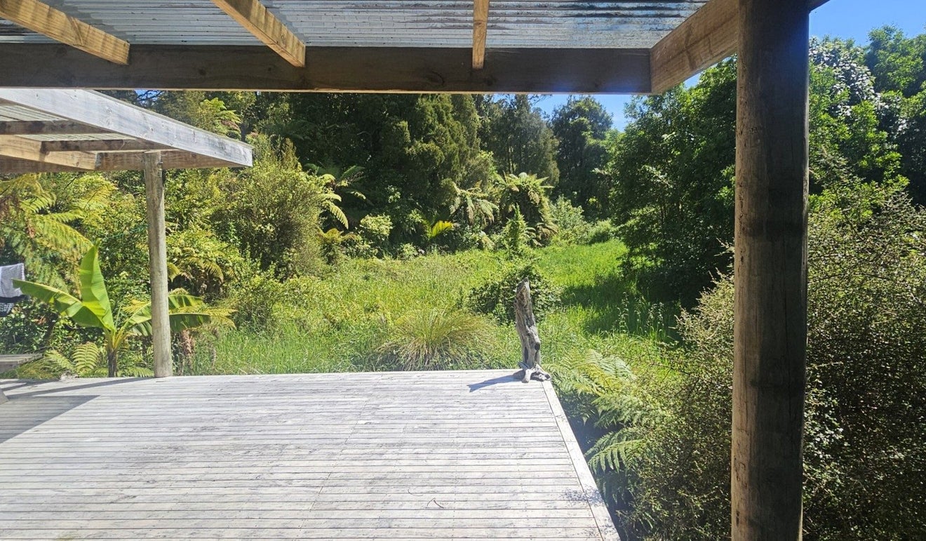 4 Nikau Heights, Little Wanganui, Karamea - Carousel 2