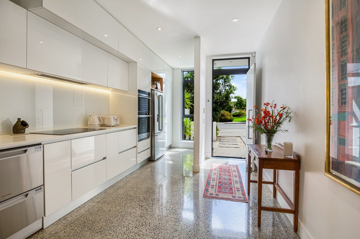 23 Isitt Road, Hobsonville, Auckland - Carousel 1