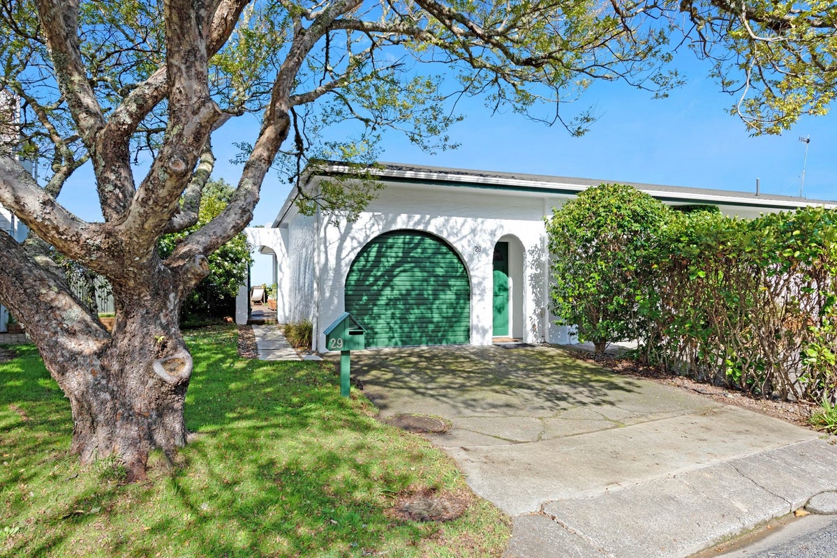 29 Orissa Crescent, Broadmeadows, Wellington - Carousel 1