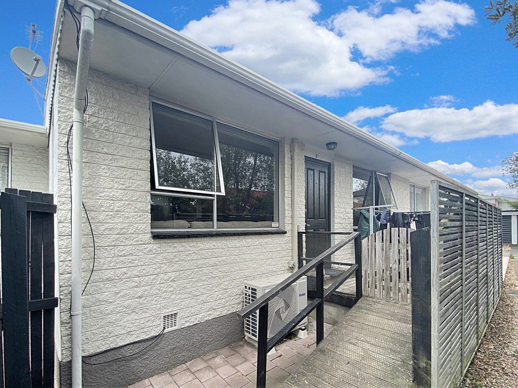 2/125 Geraldine Street, Edgeware, Christchurch - Carousel 1