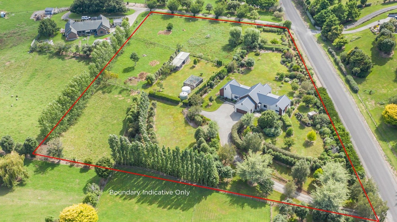 9 Western Rise, Ohau, Levin - Carousel 2