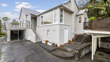 29 Makara Road, Karori, Wellington - Carousel 1