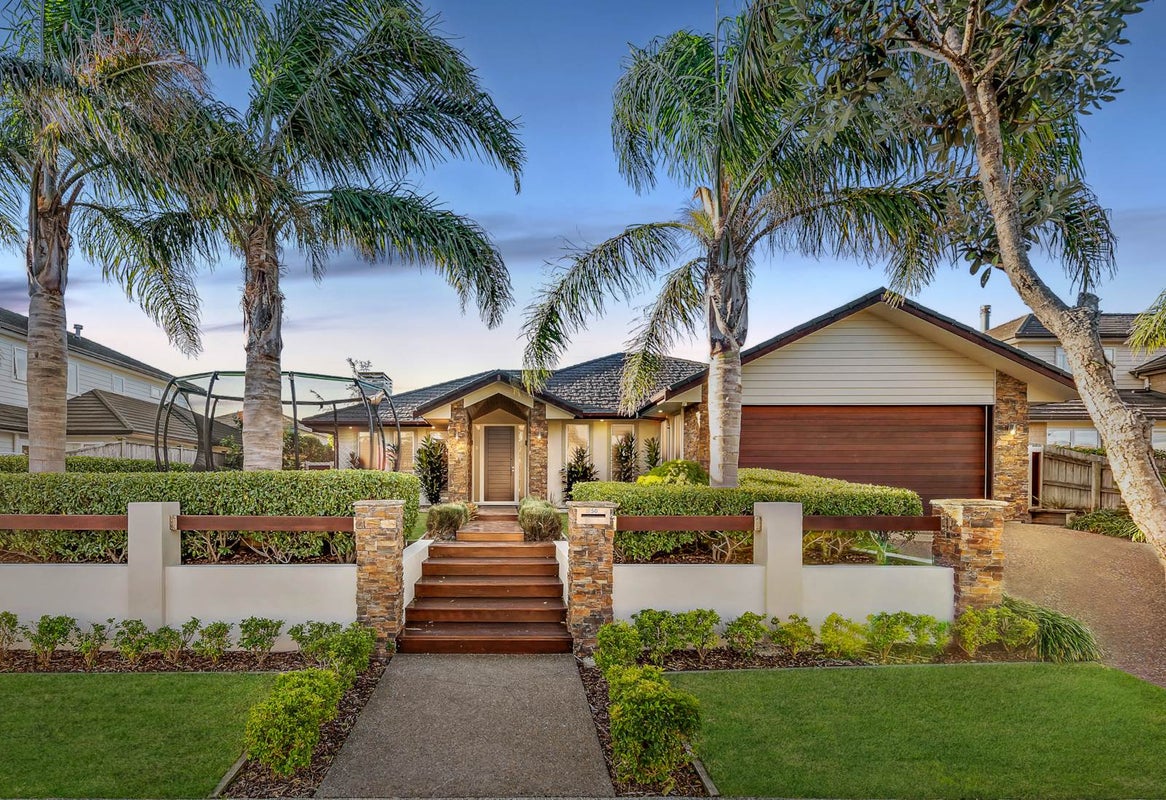 50 Pine Harbour Parade, Beachlands, Auckland - Carousel 1