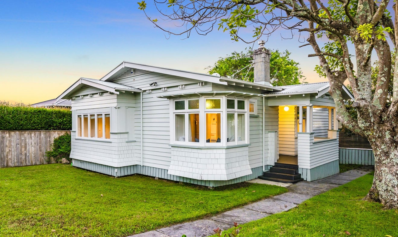 23 Springleigh Avenue, Mount Albert, Auckland - Carousel 1