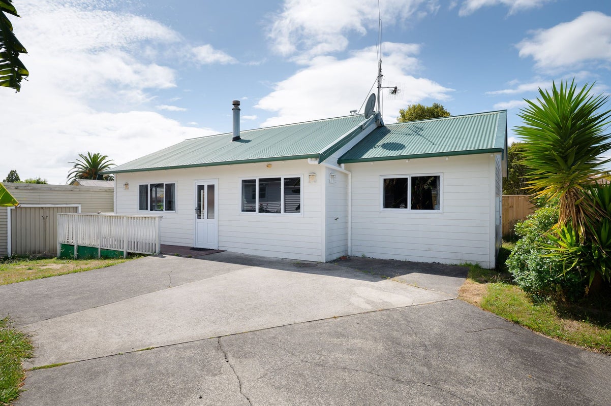155A Maeroa Road, Maeroa, Hamilton - Carousel 1