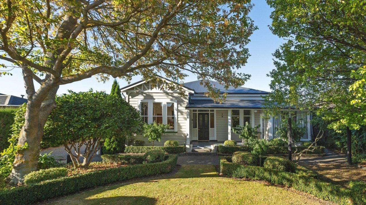 7 Leitrim Street, Redwoodtown, Blenheim - Carousel 1