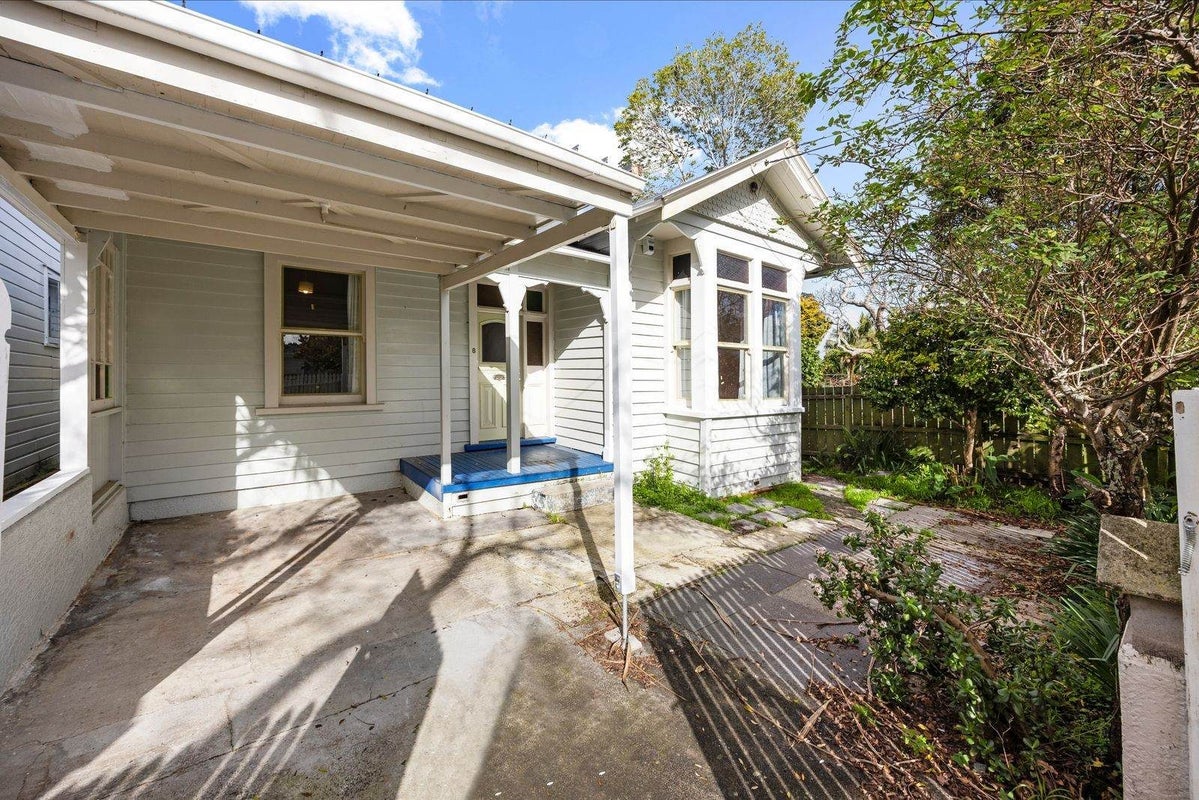 8 Brentwood Avenue, Mount Eden, Auckland - Carousel 2